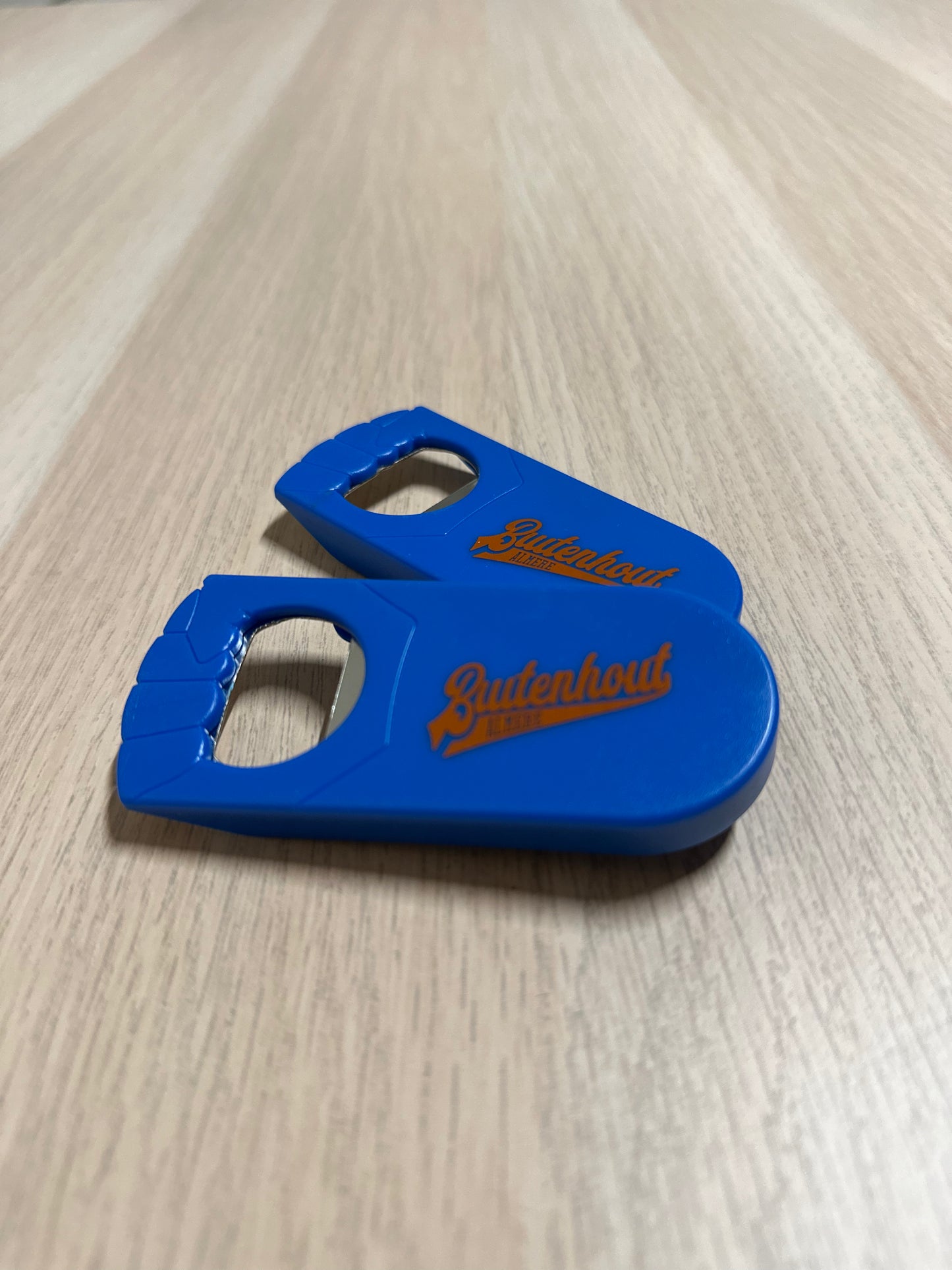 Originele Buitenhout bieropener